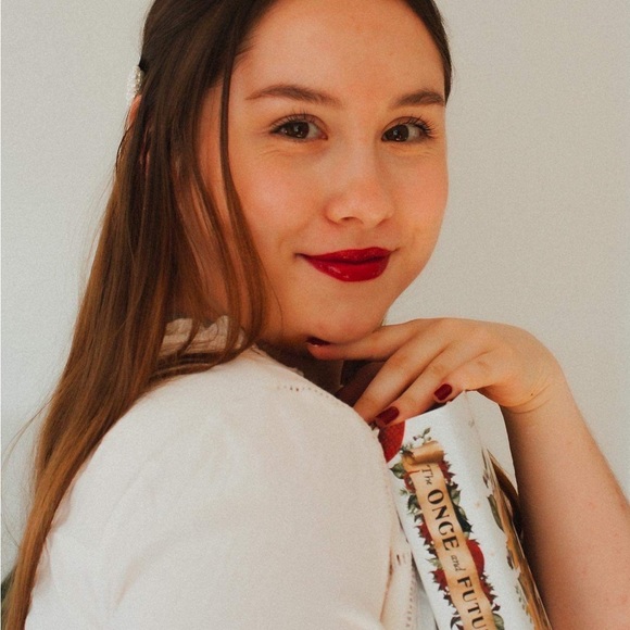 Meet your Posher, Zoé - Picture 3 of 7